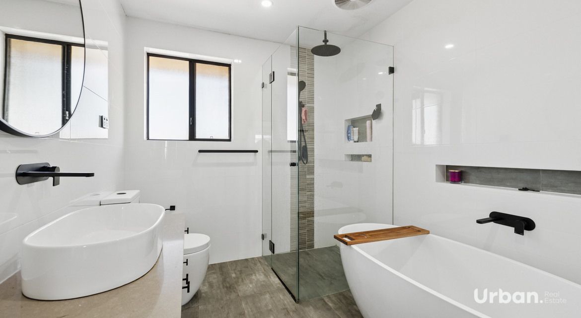 West Hoxton 19 Gladstone Close