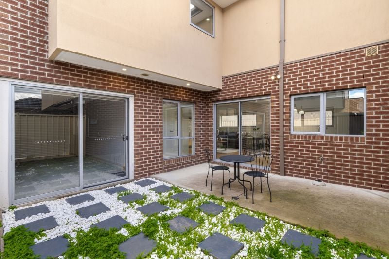 1/42 William Street, Lalor