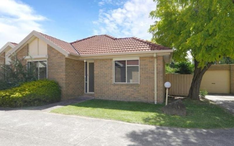 3/79A Rathcown Street, Reservoir