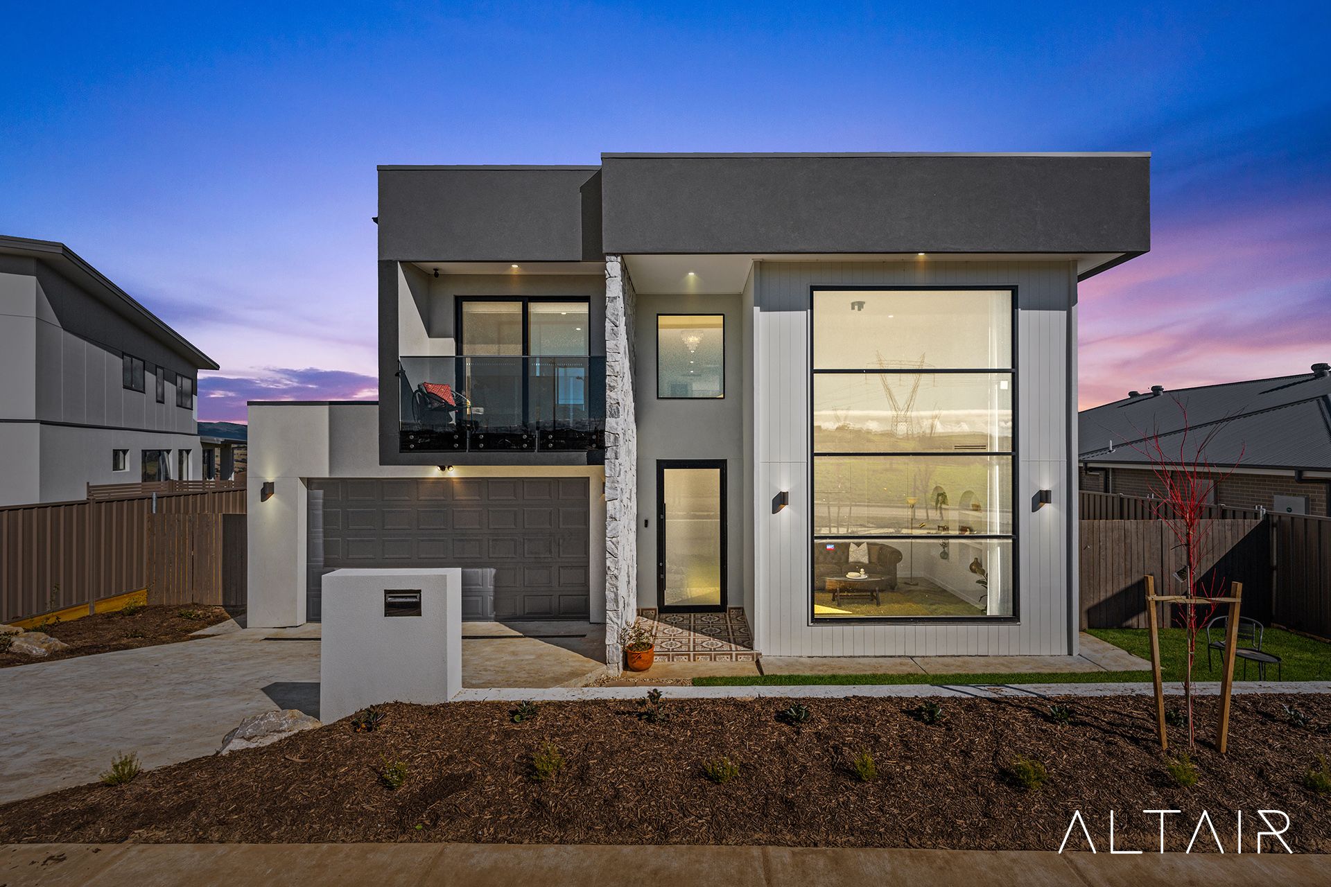94 Eric Willmot Way, Macnamara, ACT, Macnamara - Thumbnail 2
