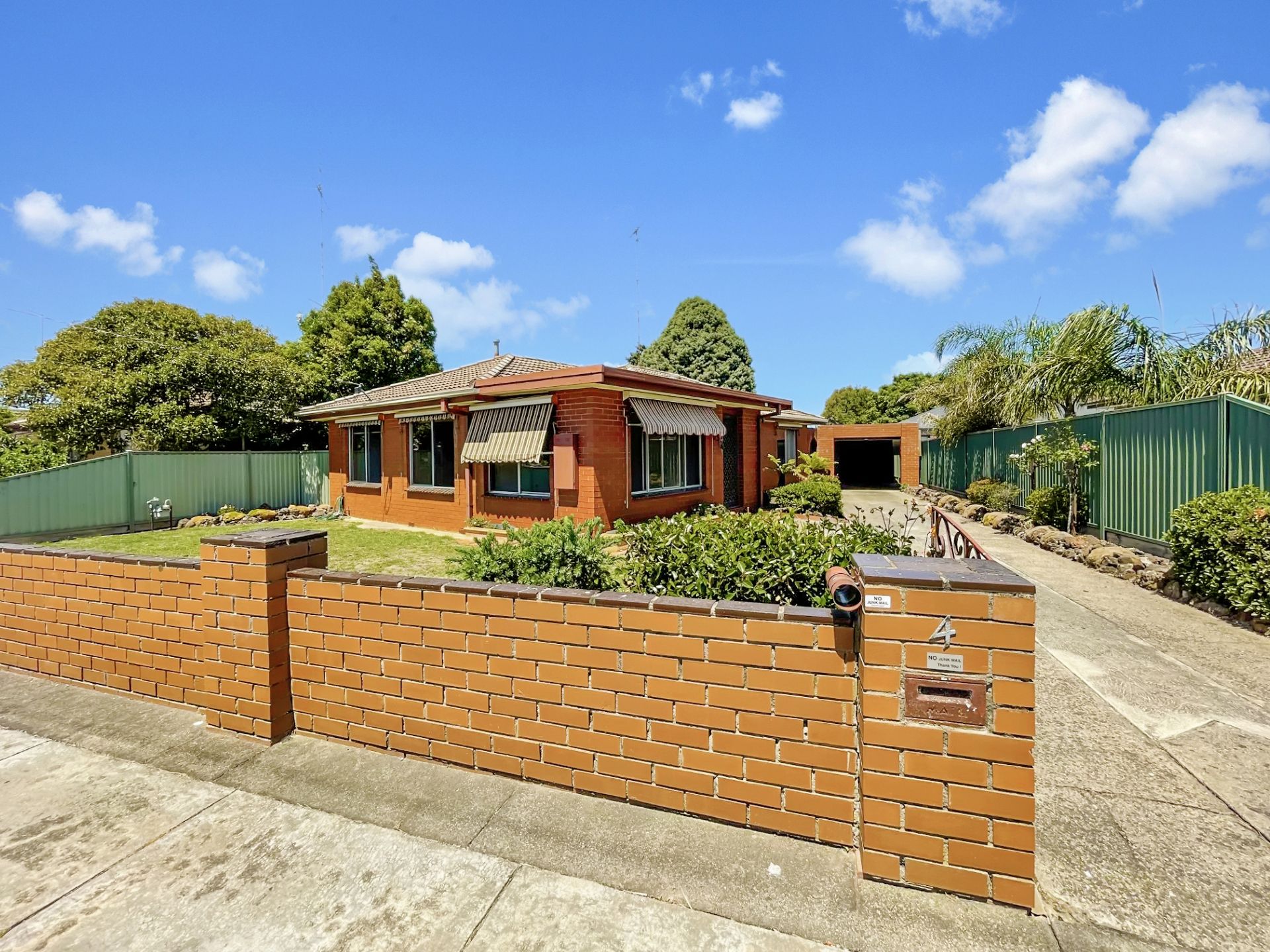 4 Yew Street, Wendouree, Wendouree - Thumbnail 2
