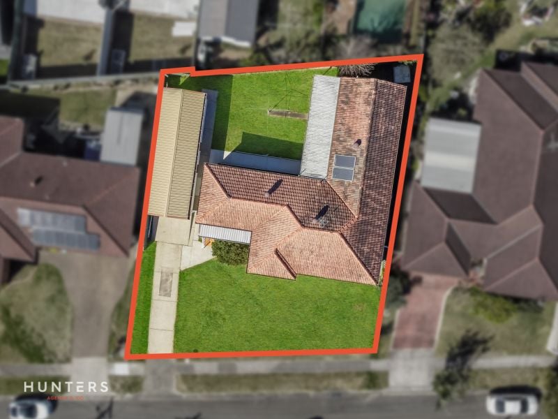 8 Daley Street, Pendle Hill