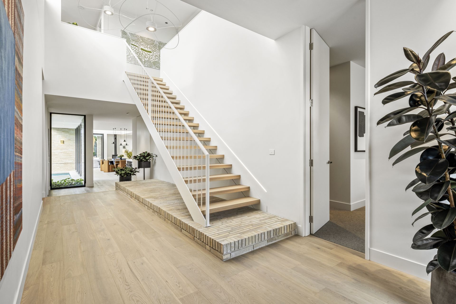 112 Willsmere Road, Kew, Kew - Thumbnail 3