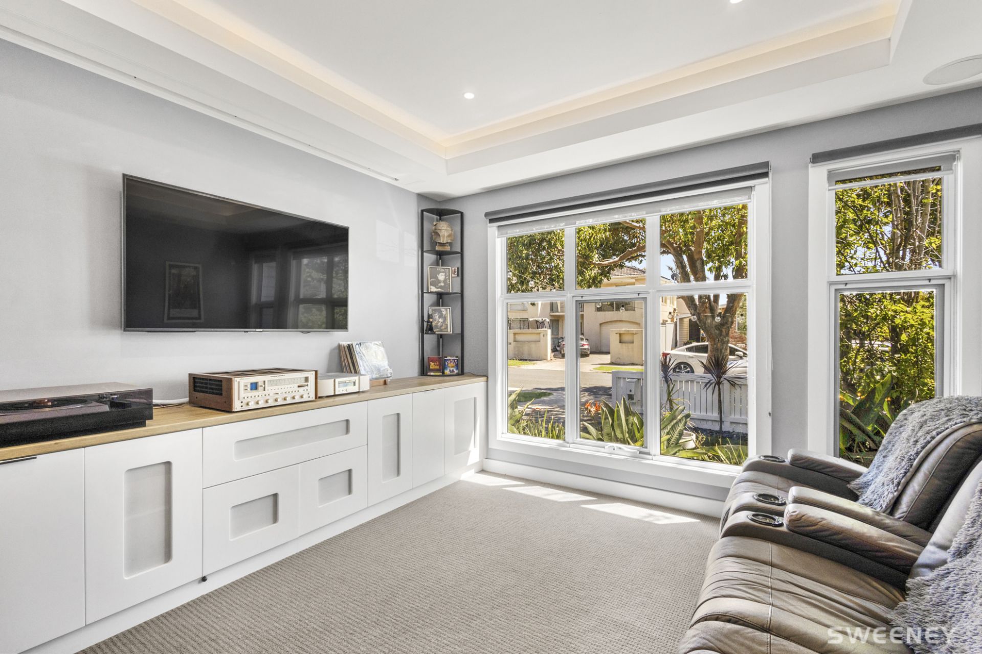 2A Carruthers Court, Altona - Thumbnail 3
