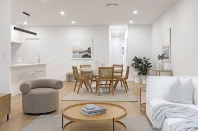Balgownie 20A Frost Parade