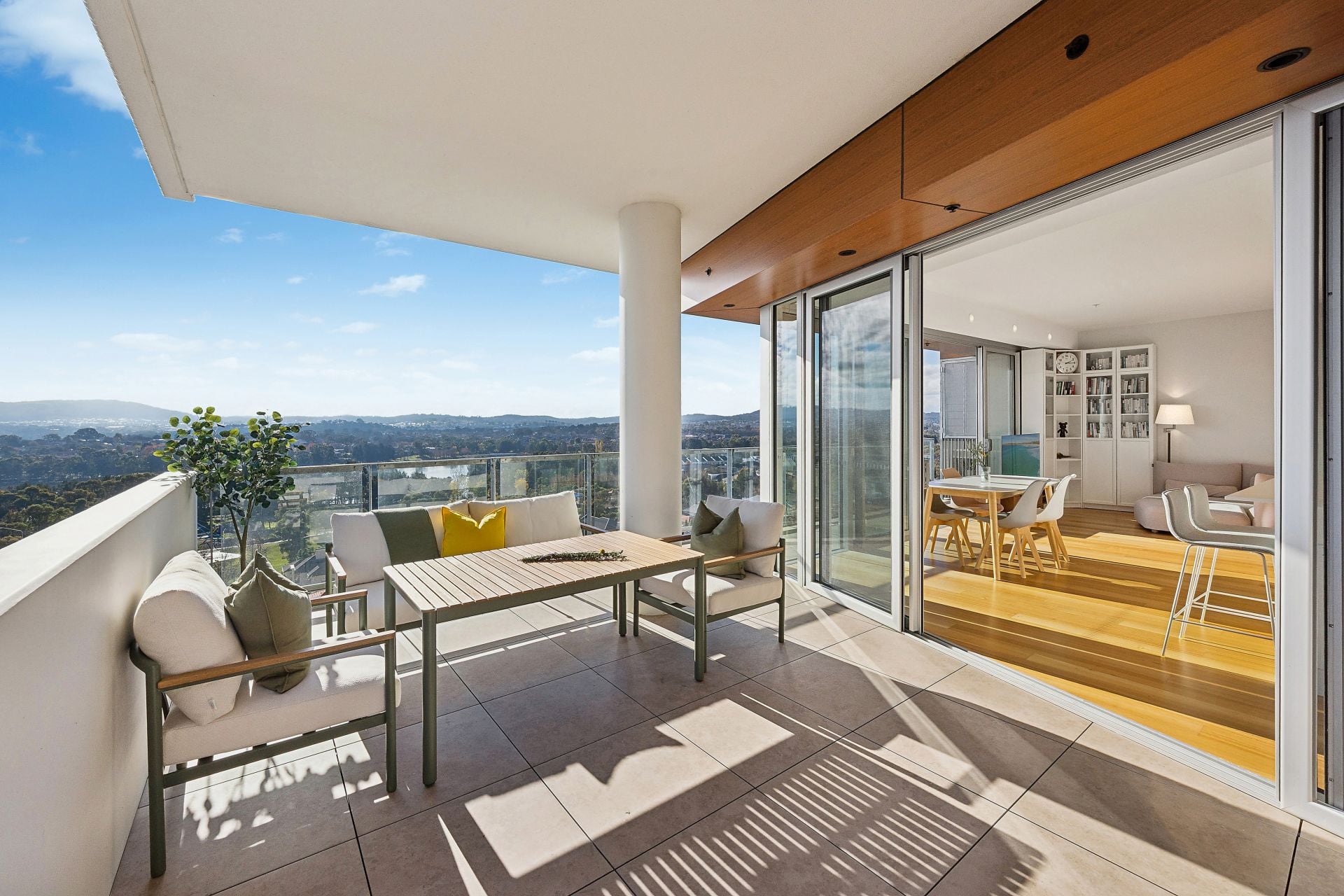 807/102 Swain Street, Gungahlin