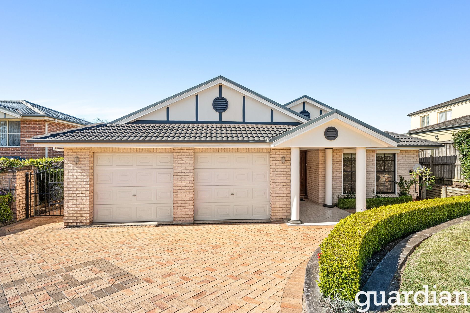 16 Ravensbourne Circuit Dural NSW, Dural - Thumbnail 2