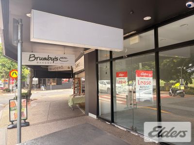 BLUE-CHIP RETAIL ON OXFORD ST!