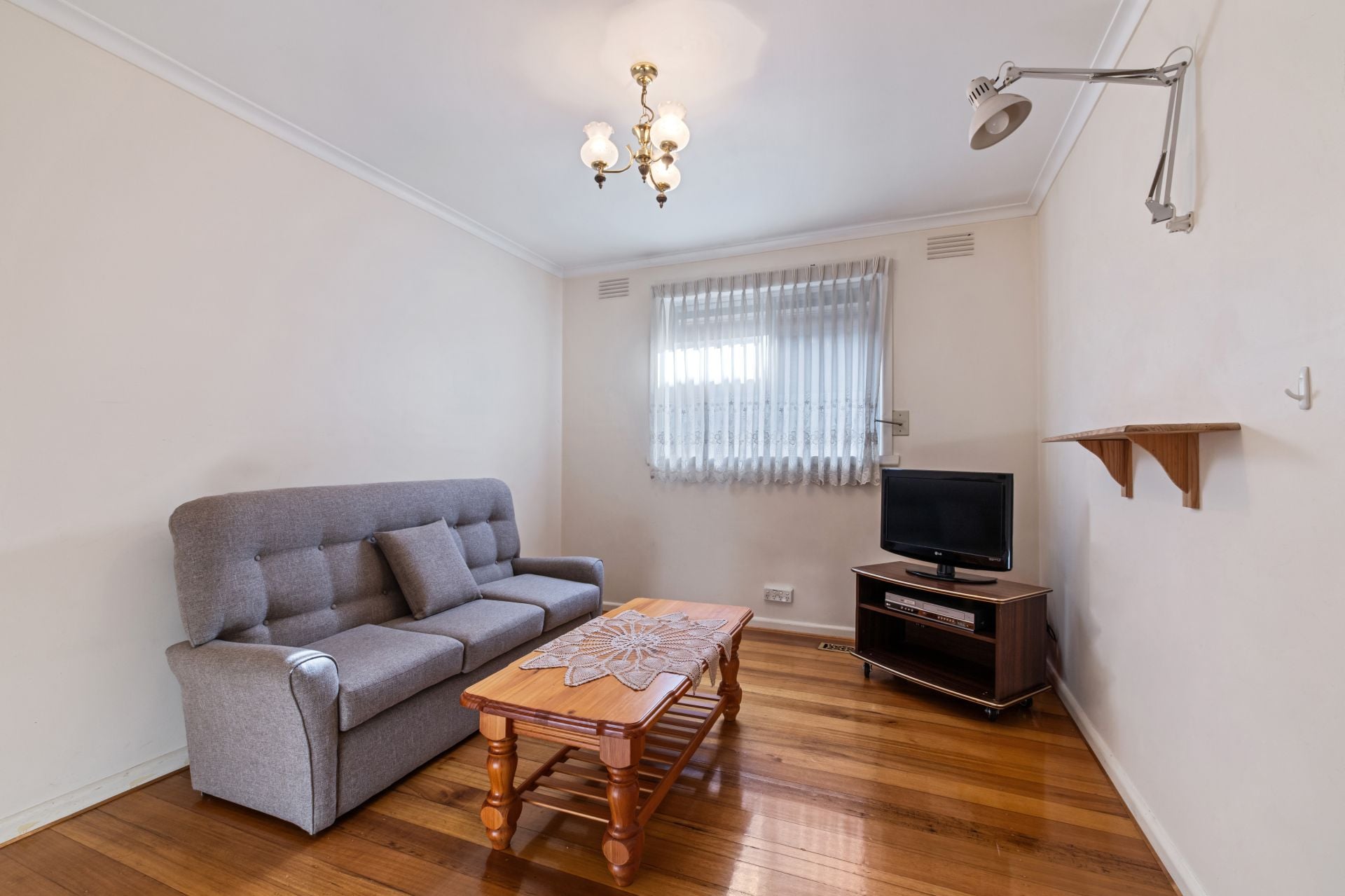 Charming Family Home in Prime Lalor Location!