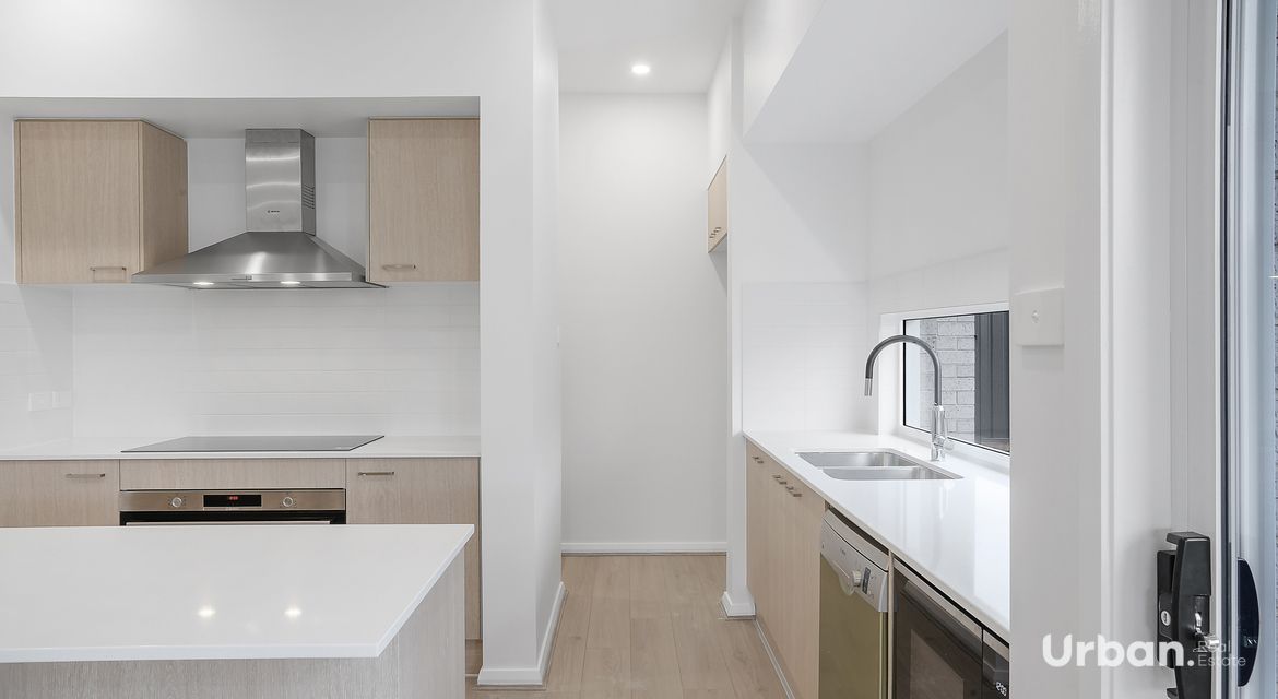 Lochinvar 39 Hewitt Road