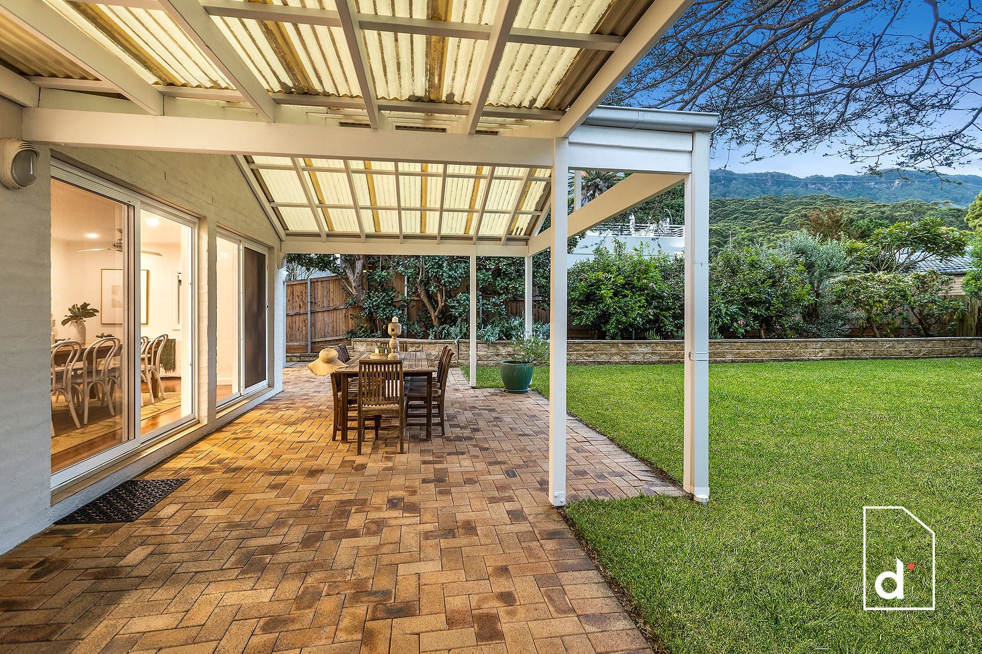 9 The Grove, Austinmer NSW