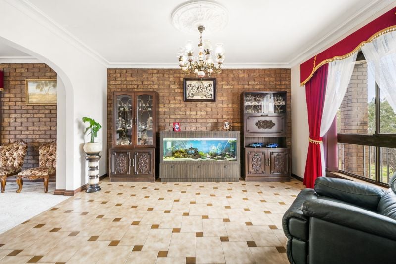 11 Muriel Court, Epping