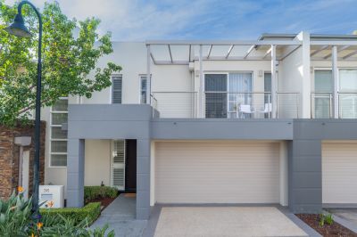 Bella Vista 36 Waterstone Crescent