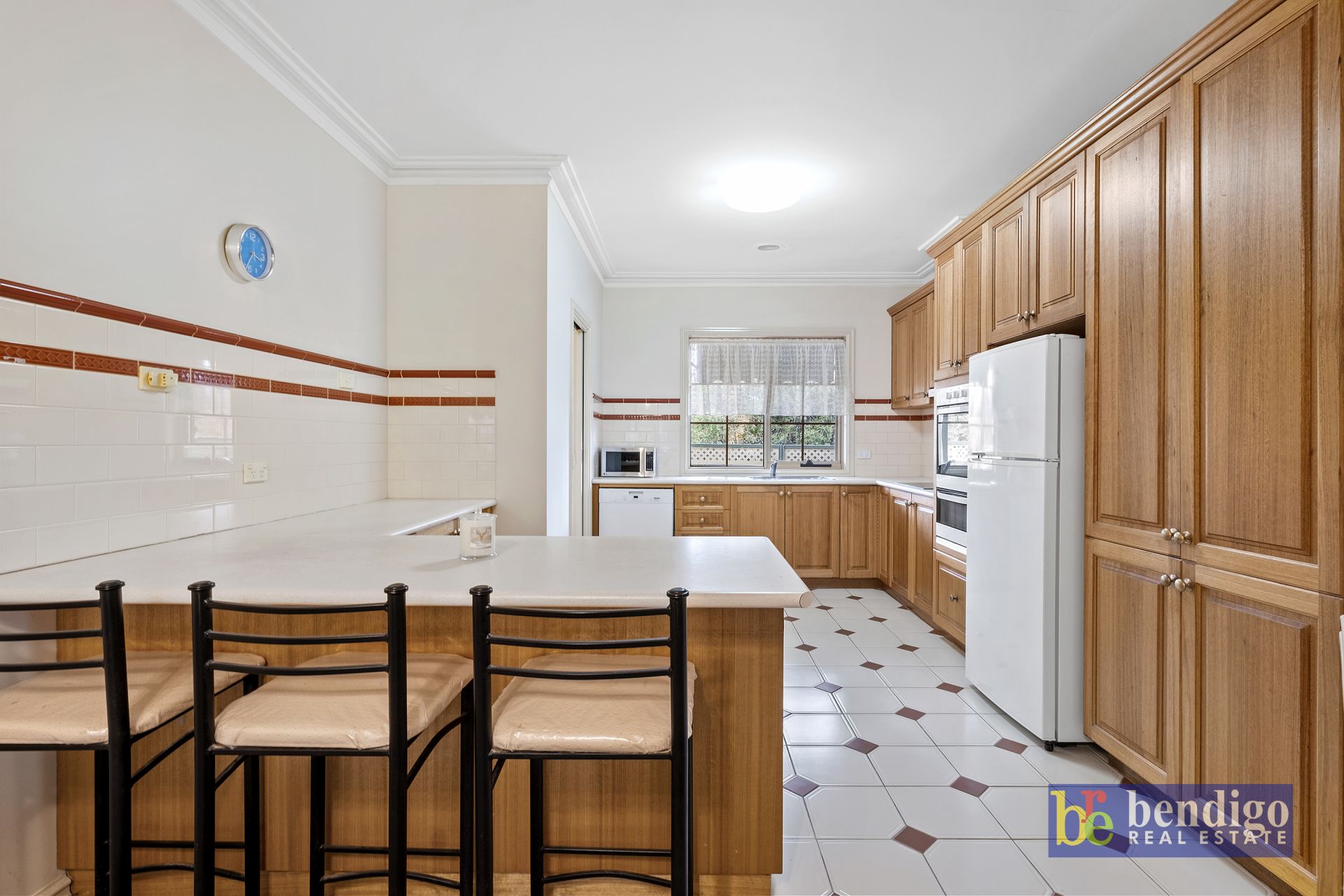 19 Harpin Place East Bendigo VIC, Bendigo - Thumbnail 5