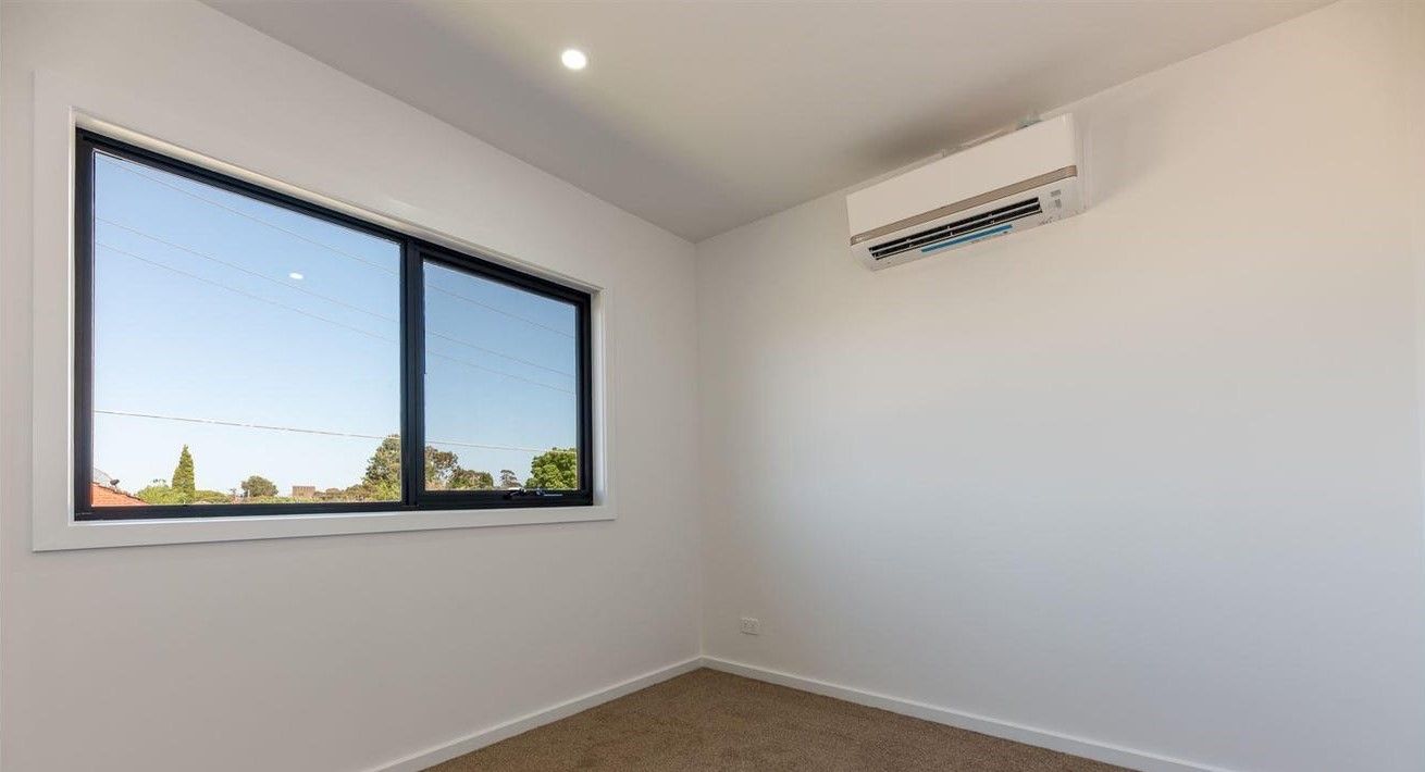 Large Four Bedroom Home In The Heart Of Fawkner!