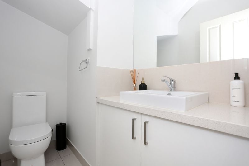 2/68 Heyington Avenue, Thomastown