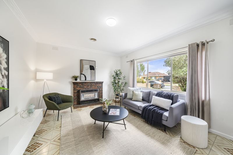 35 Alexander Avenue, Thomastown