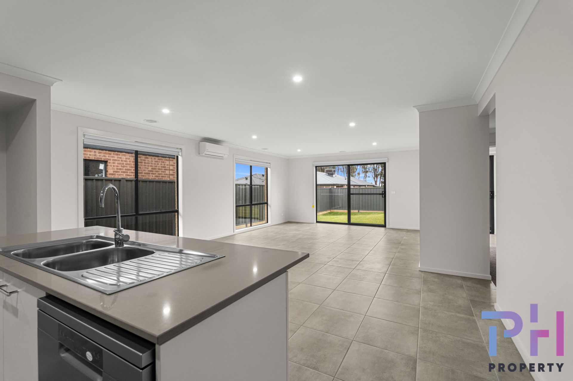 7 Denbow Street Huntly North VIC, Huntly North - Thumbnail 3