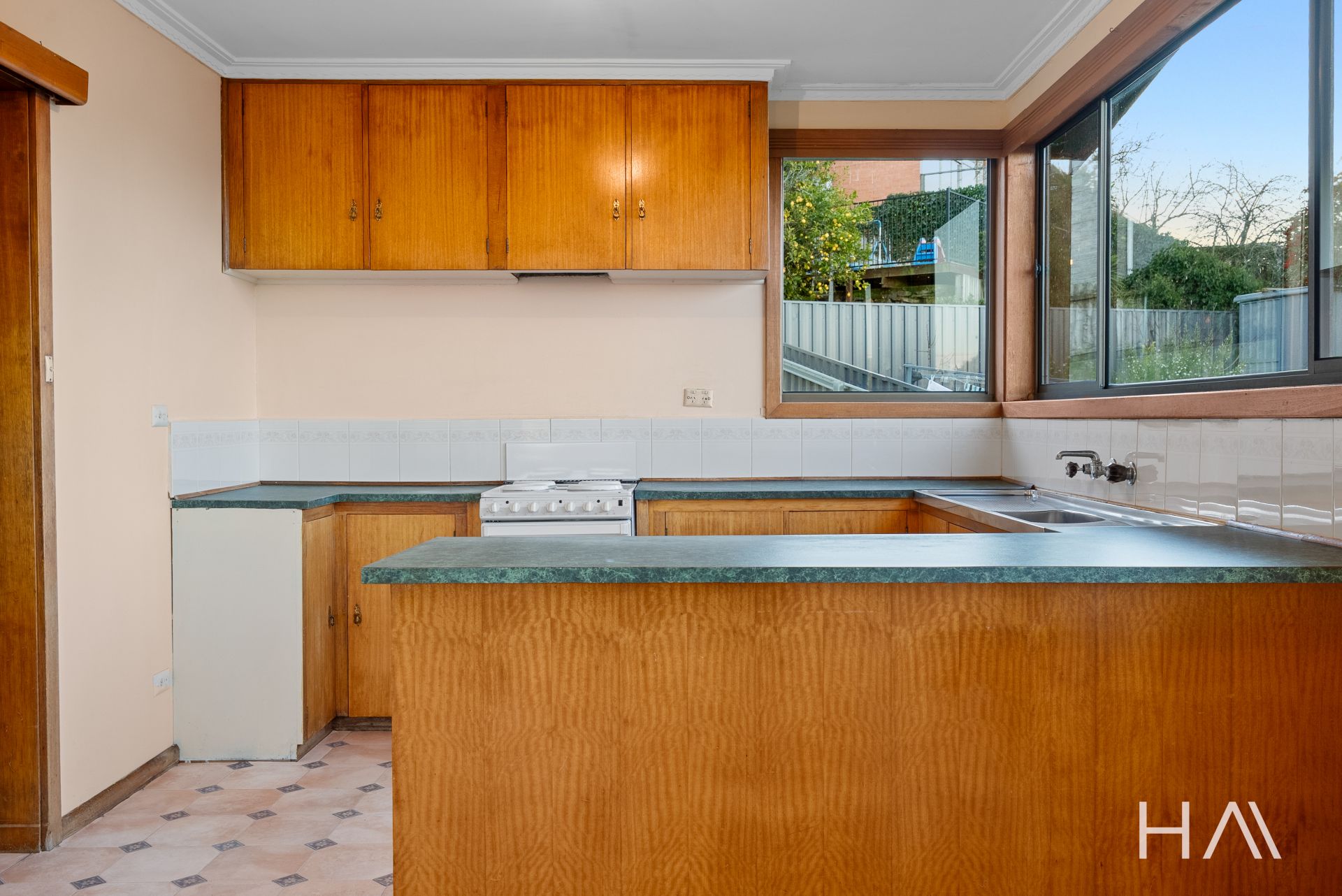 26 Ashleigh Avenue West Launceston, West Launceston - Thumbnail 8