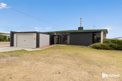 5
 
 
 
  
 
 
 2
 
 
 
  
 
 
 5
 
 
 
 
 
 
 
 252A Gilbert Street, Latrobe TAS 7307, Latrobe - Thumbnail 5