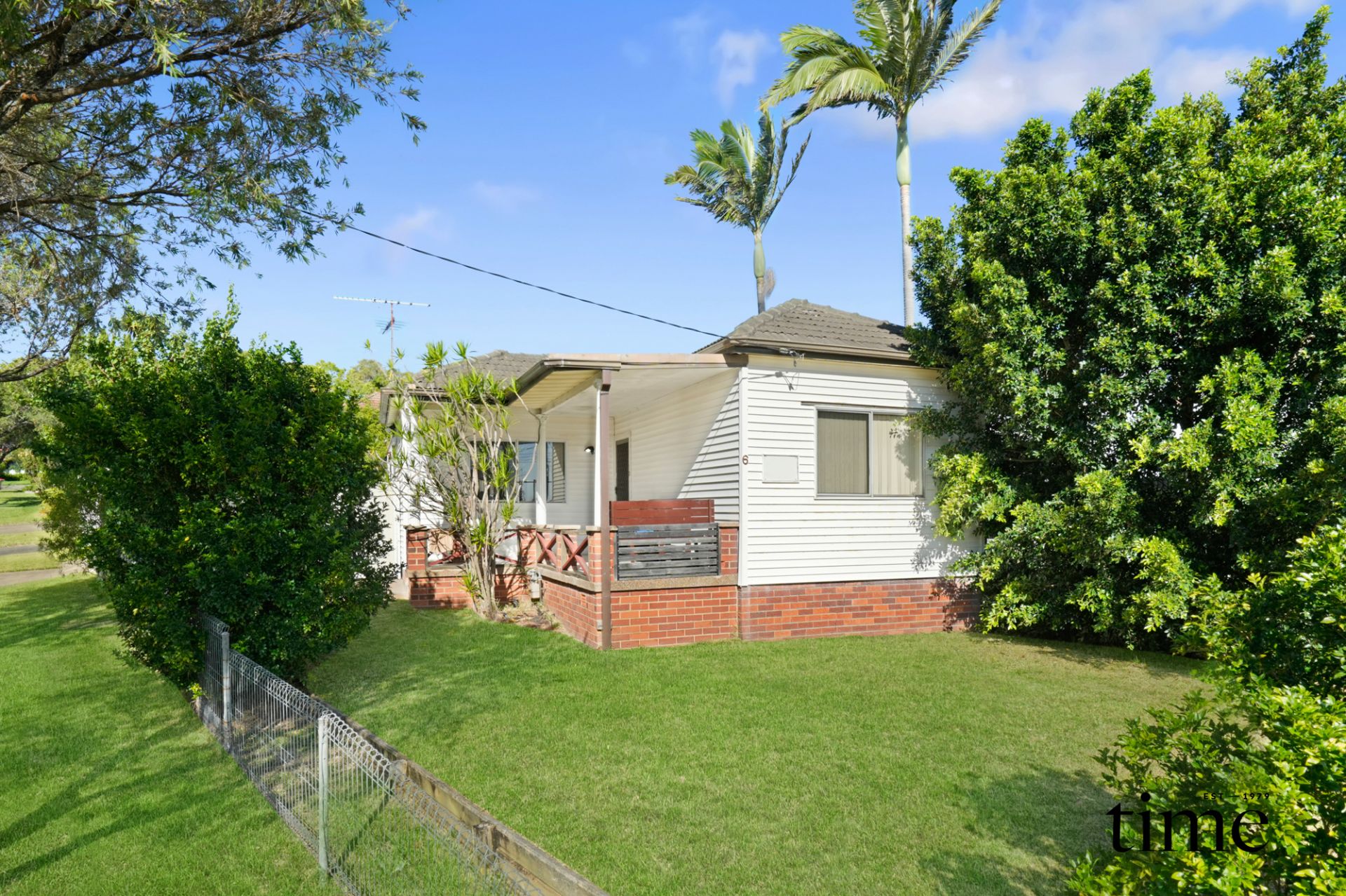 6 Daisy Street, Roselands NSW