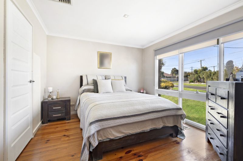 143 Darebin Drive, Lalor