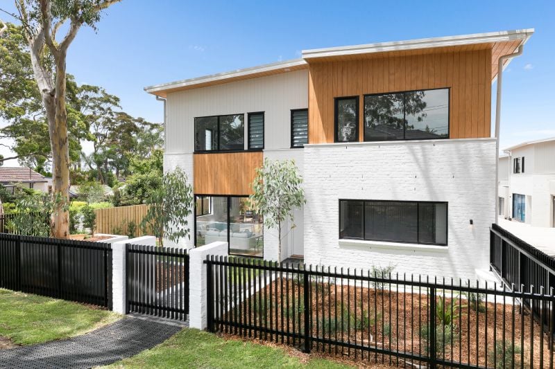 2/10-12 Epacris Avenue CARINGBAH SOUTH 2229