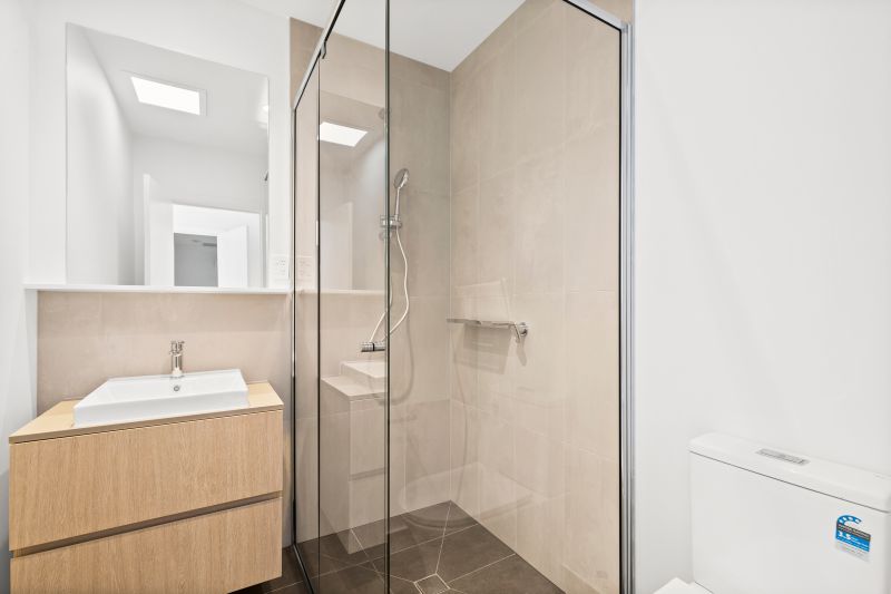 15 Endurance Road, Aintree