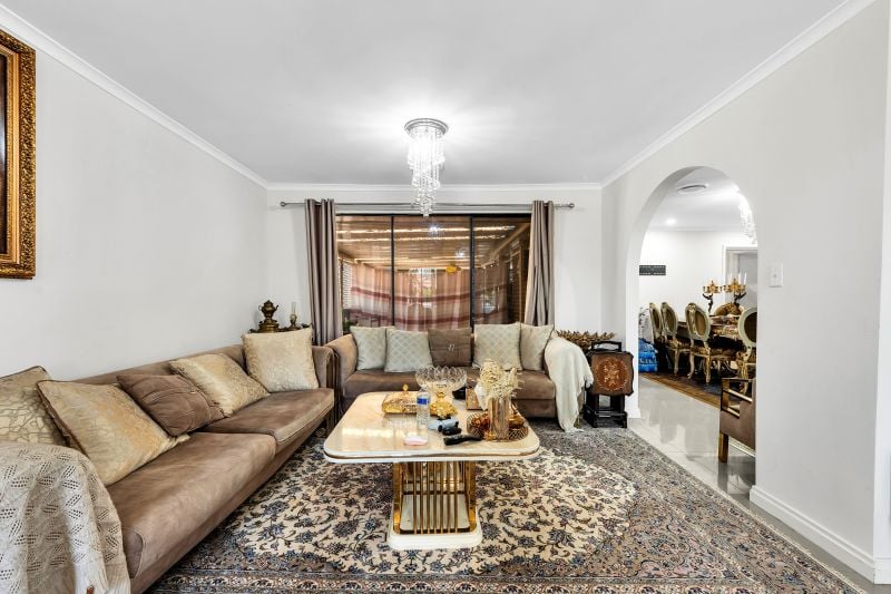 41 Grenda Drive, Mill Park