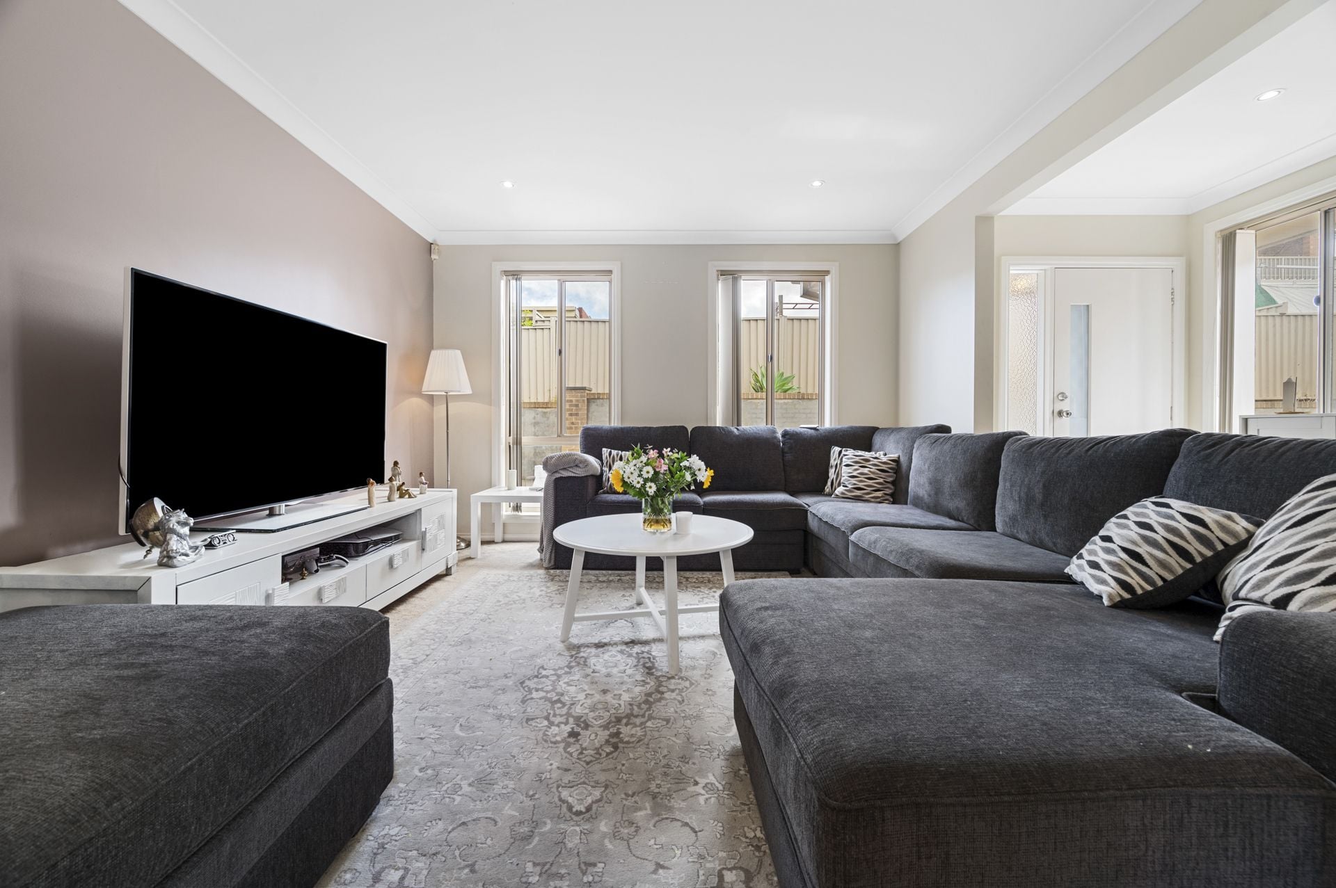 Impressive Spaces For Enticing Living
