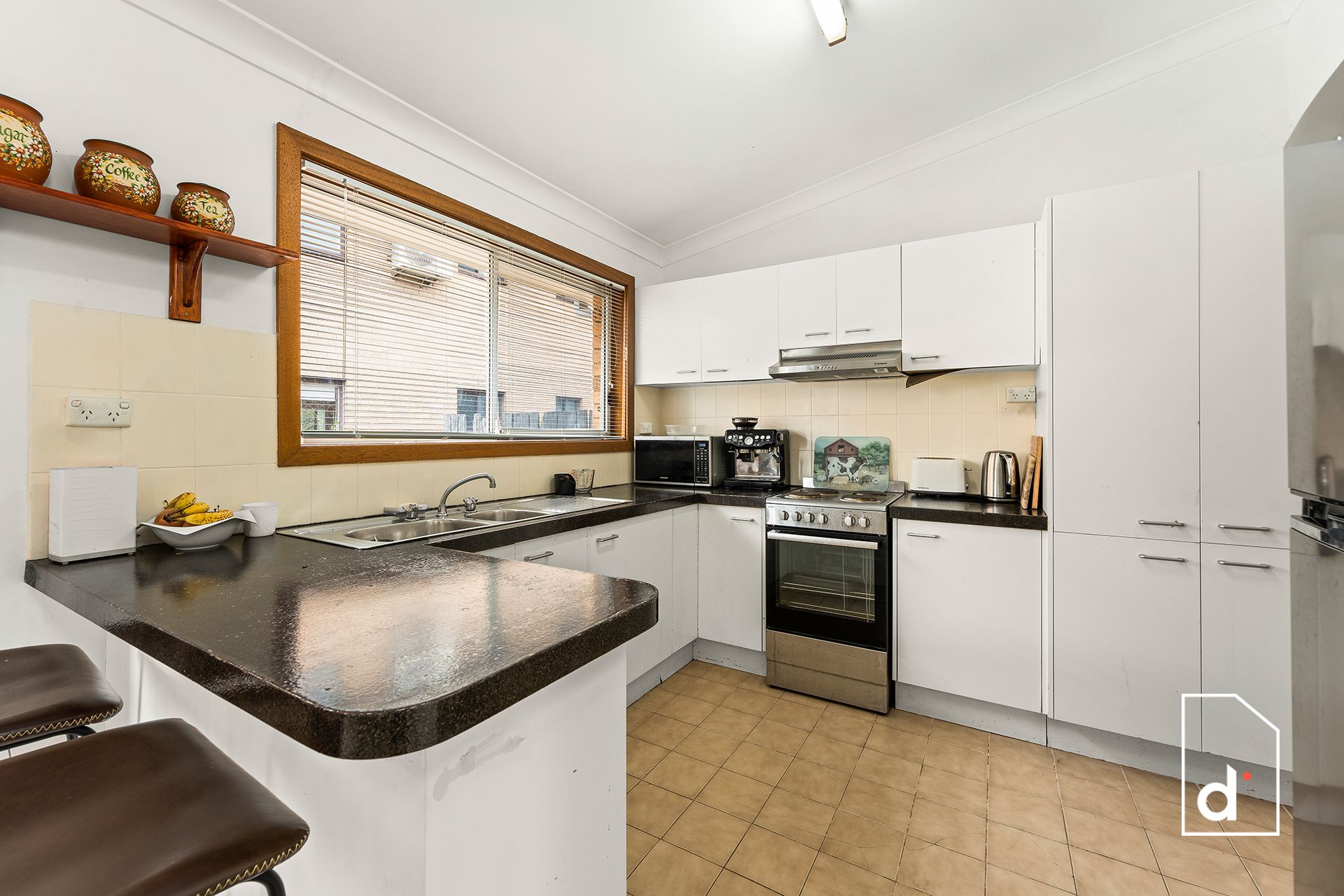 2/16 Popes Road, Woonona NSW