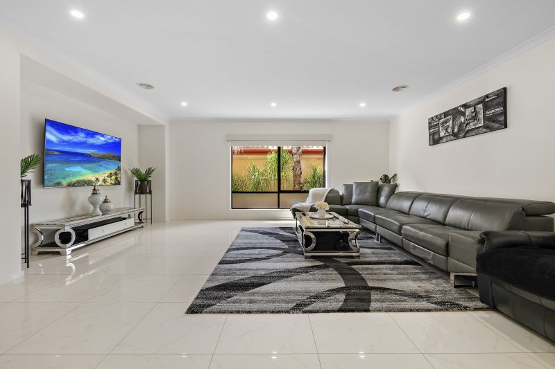 35 Elysee Avenue, South Morang