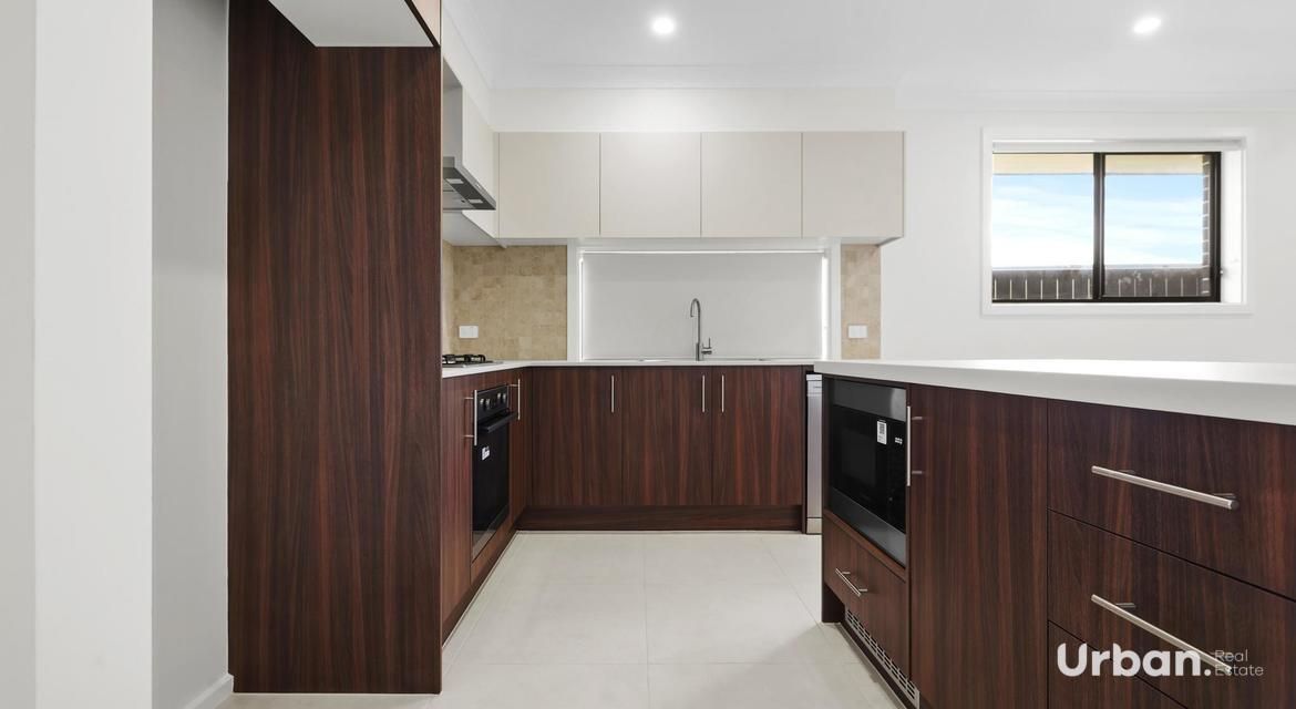 Austral 24 Caussade Crescent