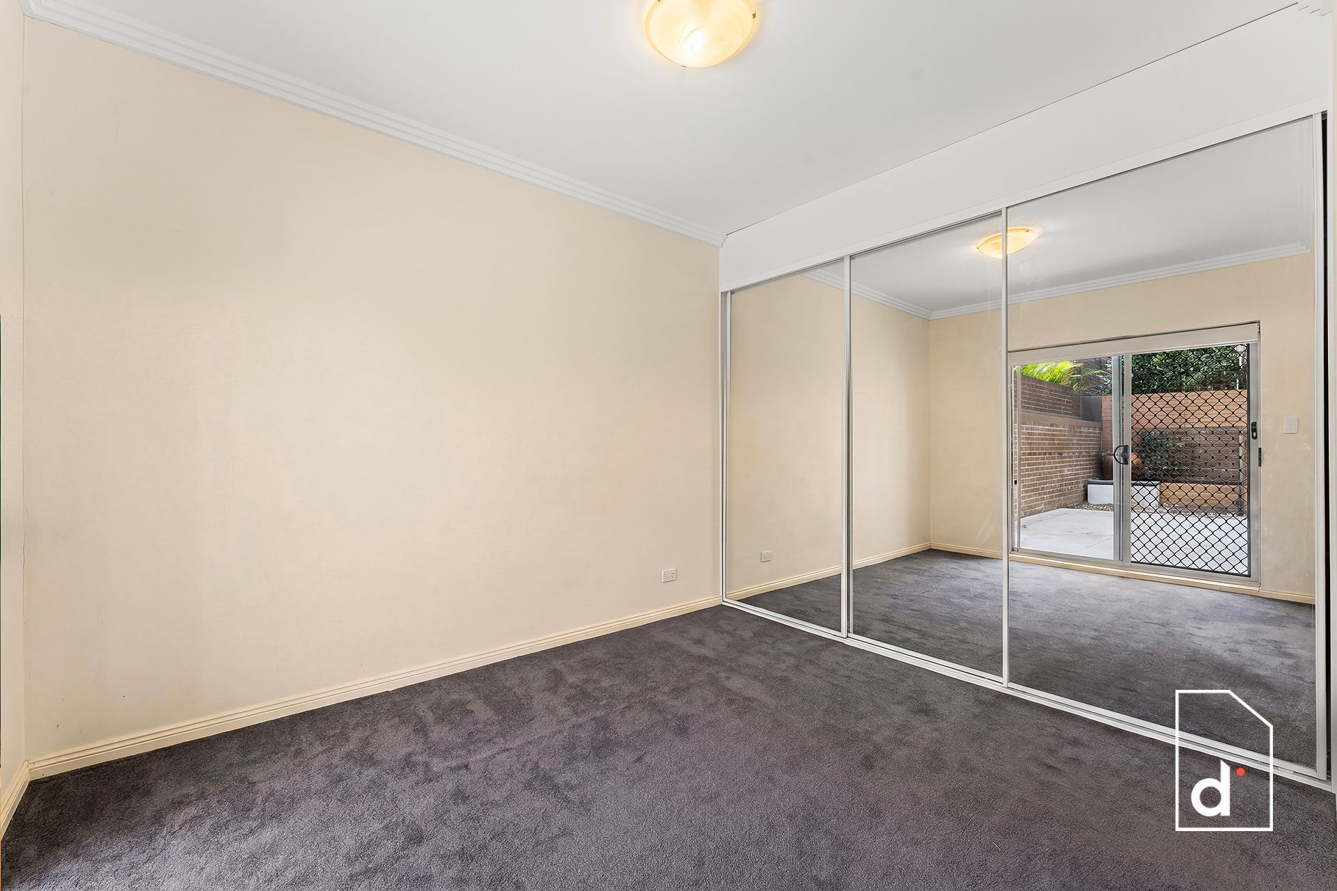 12/15 Stuart Street, Helensburgh NSW
