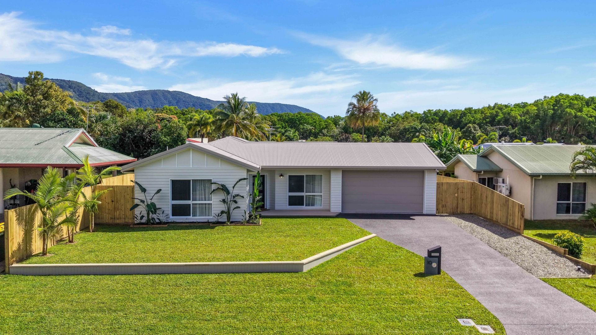 10 Dolphin Close, Kewarra Beach