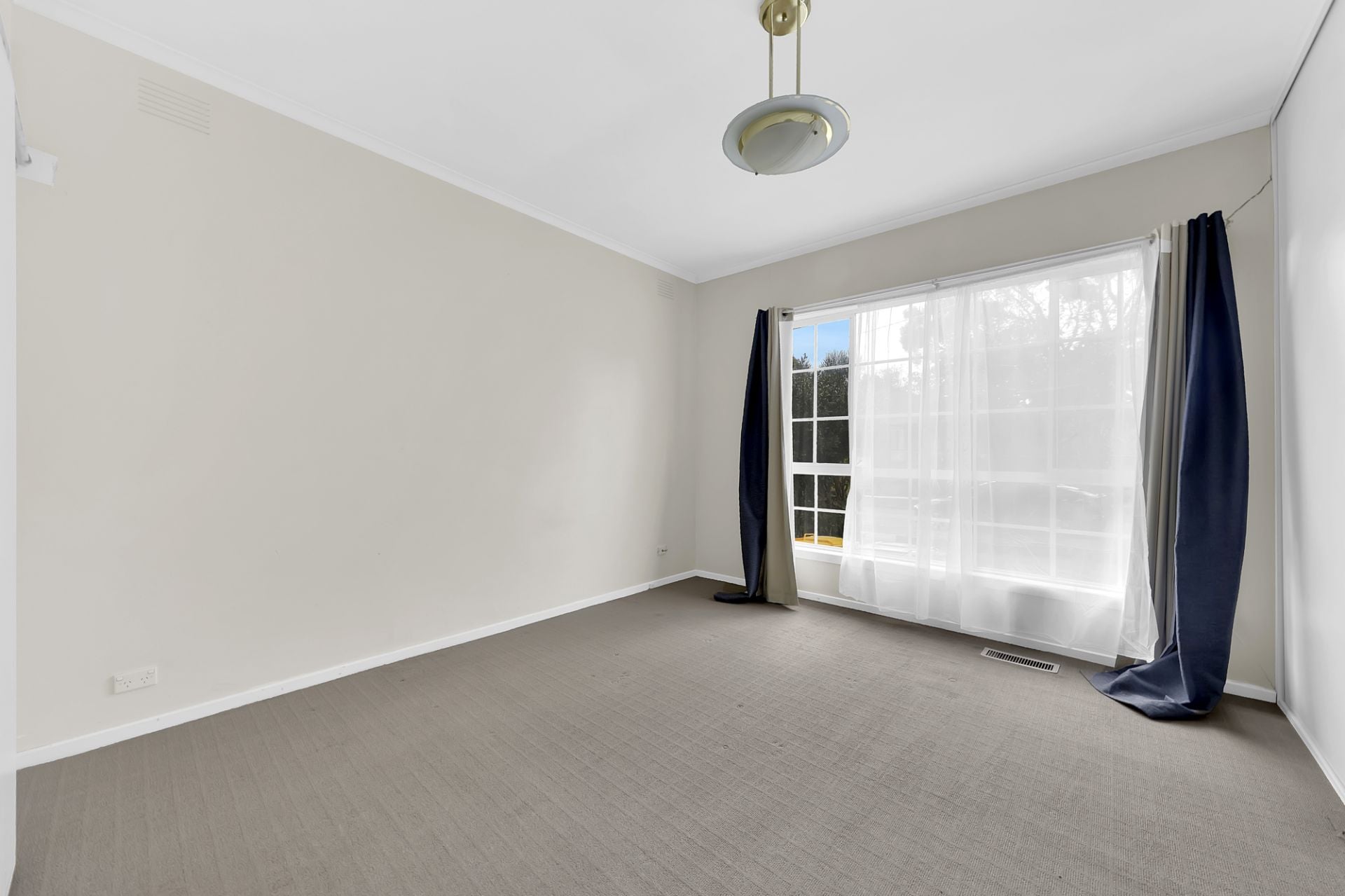 Modern Family Home in Prime Bundoora Location