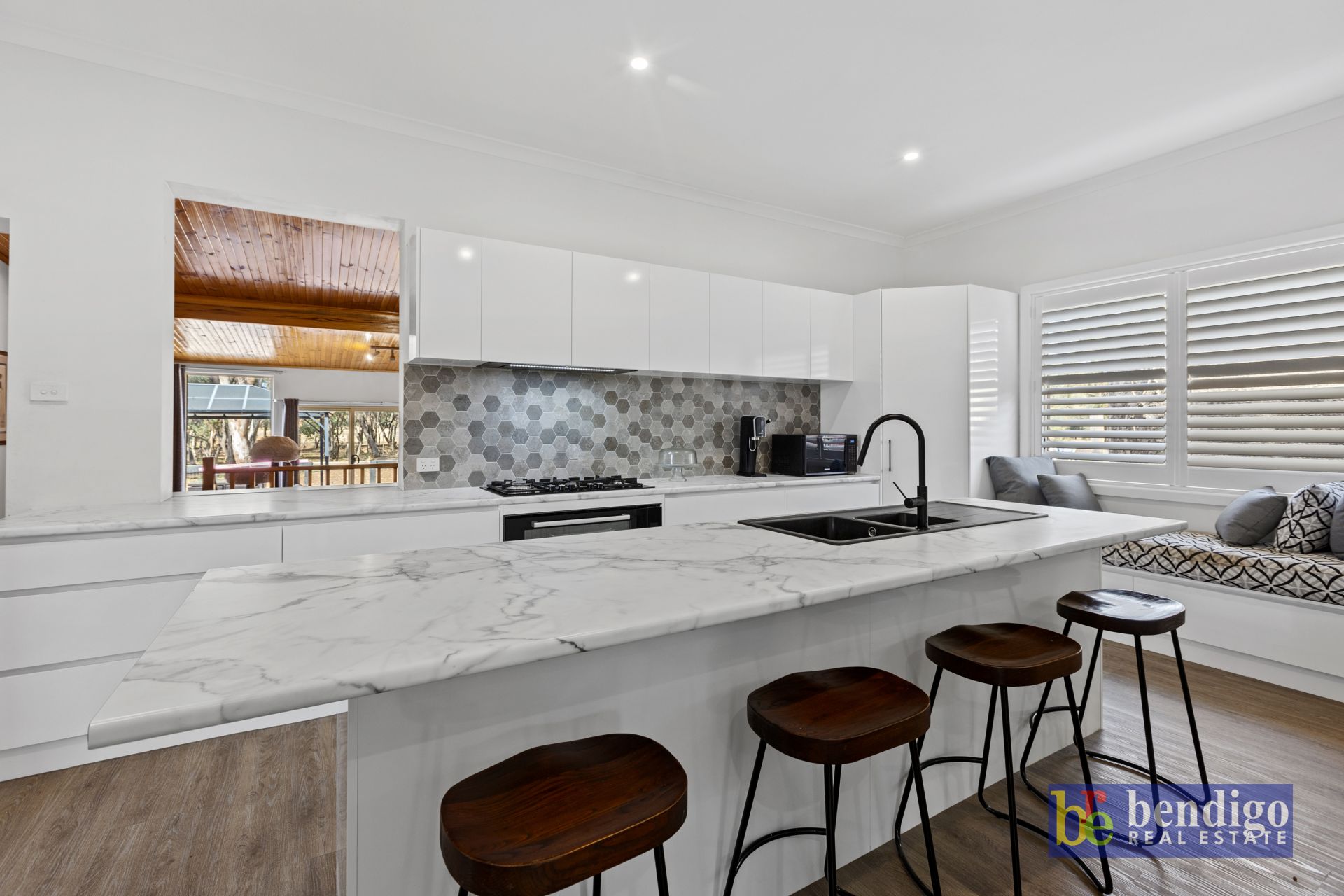 12 Whewell Street Neilborough VIC, Neilborough - Thumbnail 3