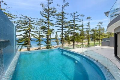 Dee Why - 4/23 The Strand