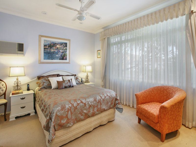 1 Ord Crescent, SYLVANIA WATERS, Sylvania Waters - Thumbnail 4