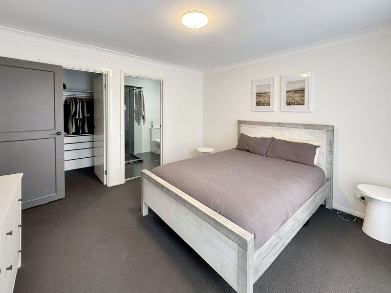 Spacious & Low-Maintenance Living in Peaceful The Oaks