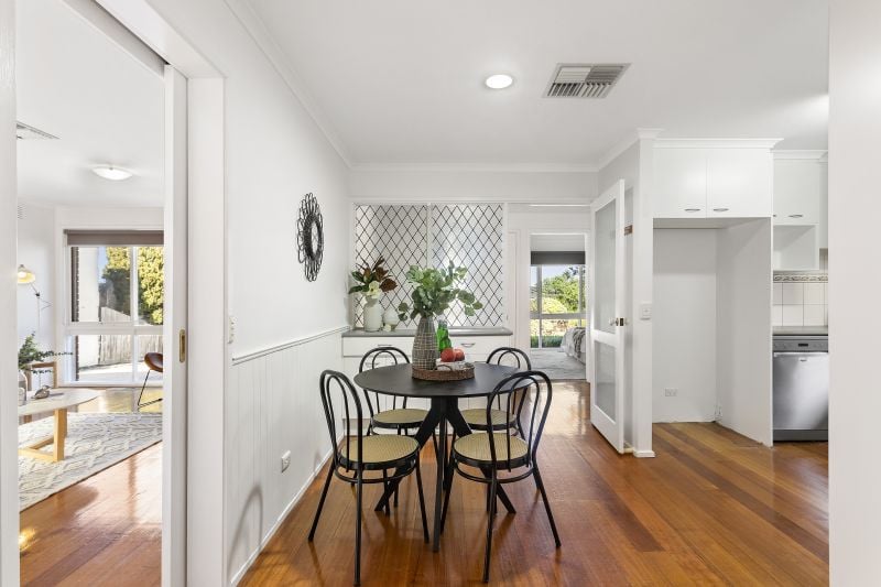 33 Buckland Crescent, Epping