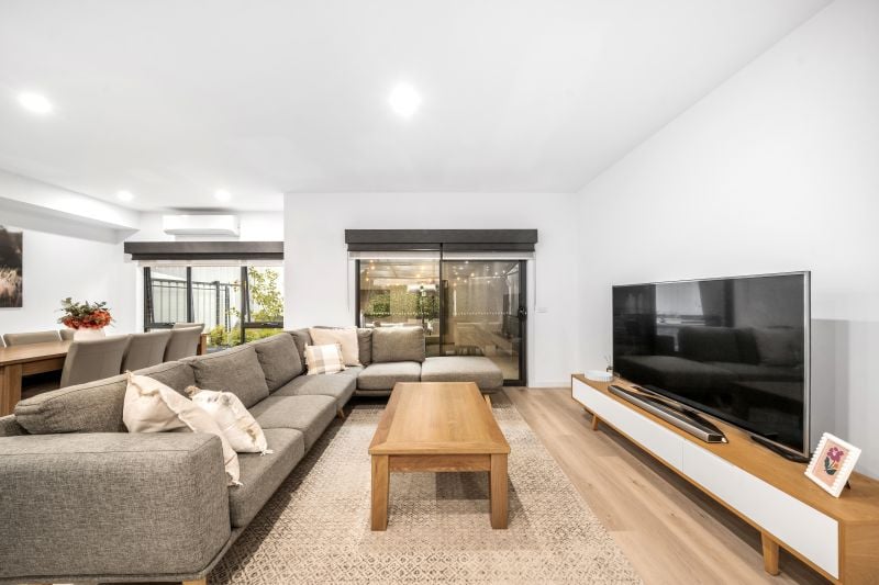 2 Ninepence Way, Epping