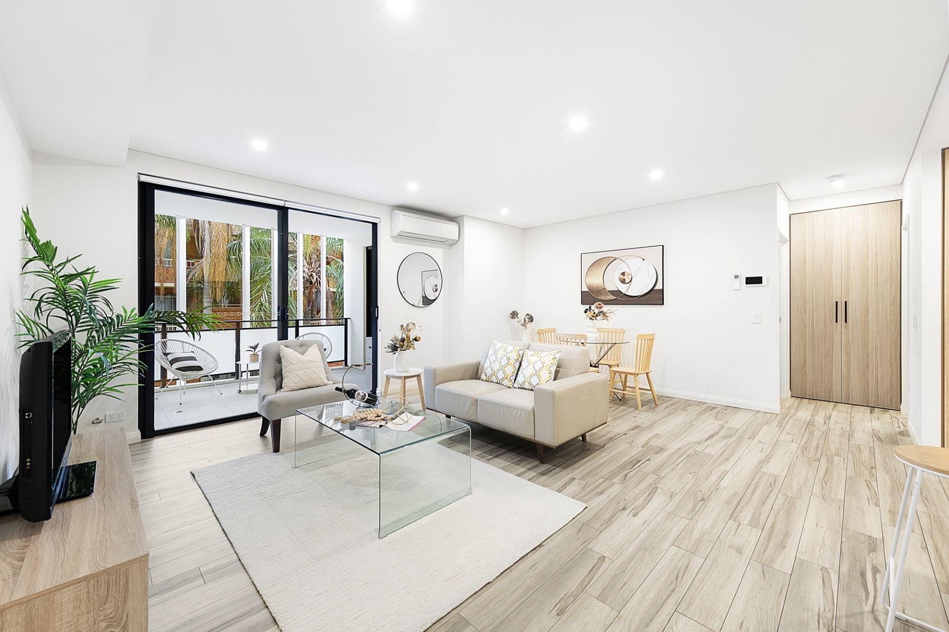 105/29 Burlington Road, Homebush, Homebush - Thumbnail 2