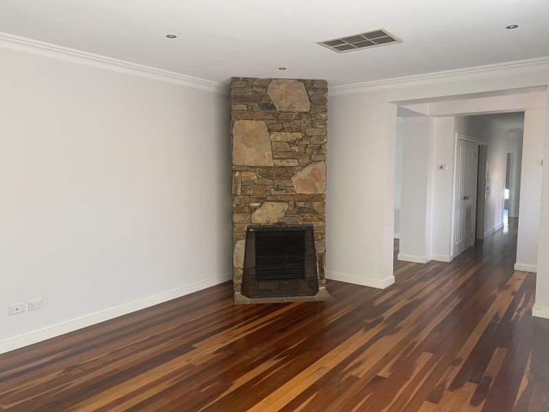 155 Mahoneys Road, Reservoir