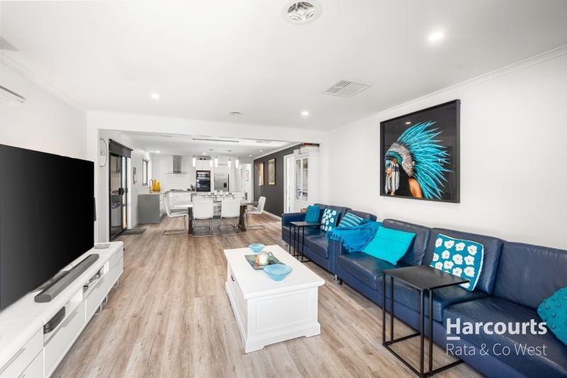 5 Diggers Place, Caroline Springs