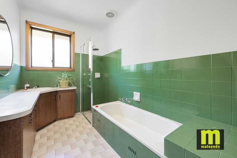 6 Mayfair Crescent Mount Gambier SA, Mount Gambier - Image 1