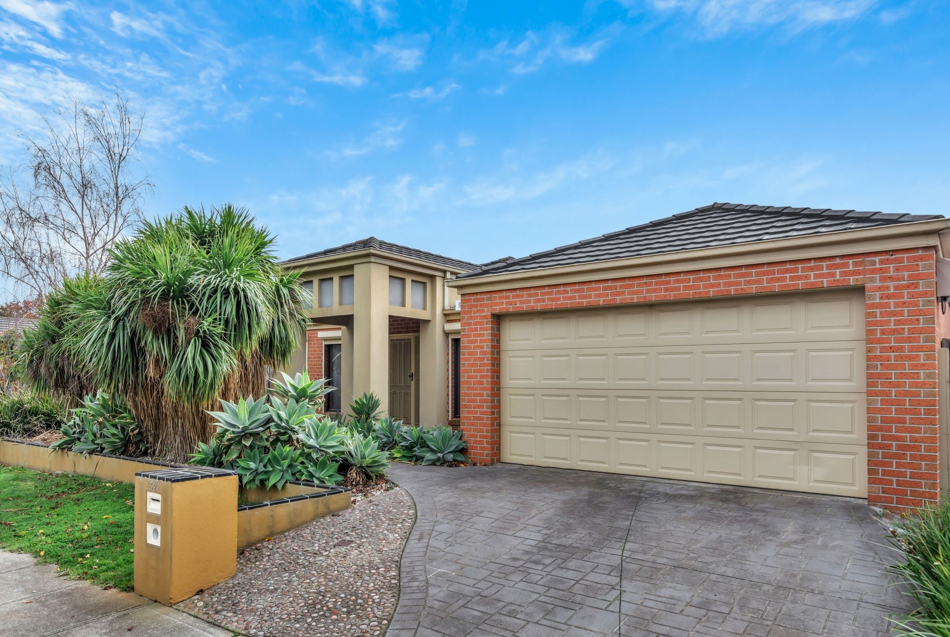 52 Conquest Drive, Werribee VIC, Werribee - Thumbnail 2