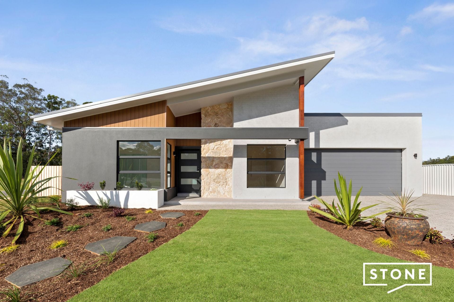 1 Oasis Court, Moonee Beach, Moonee Beach - Image 1