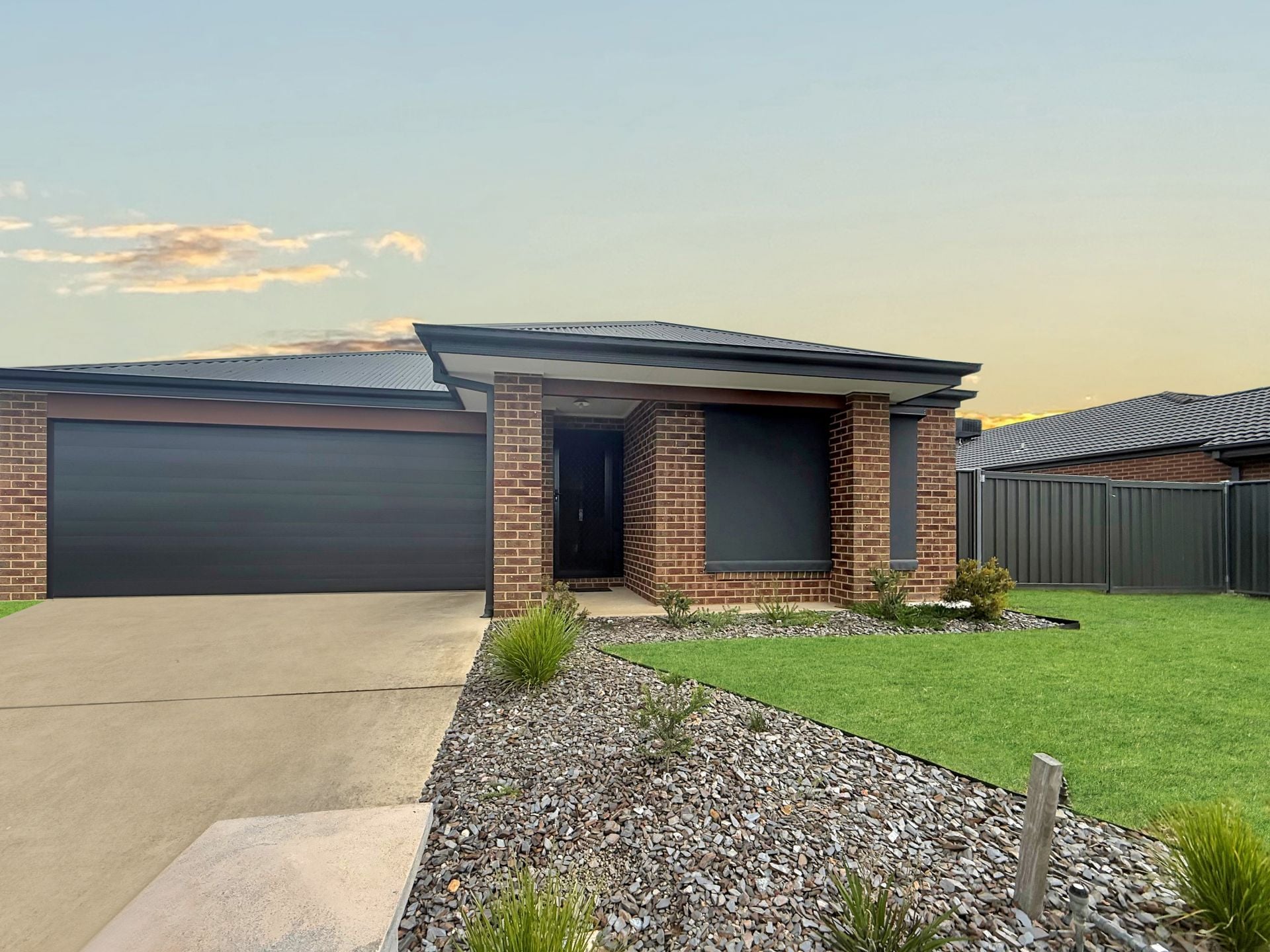5 Kirby Drive, Killara VIC, Killara - Thumbnail 2