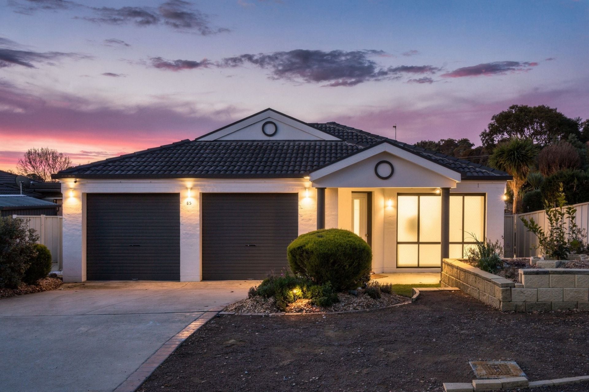 85 Thomas Royal Gardens Queanbeyan NSW, Queanbeyan - Image 1